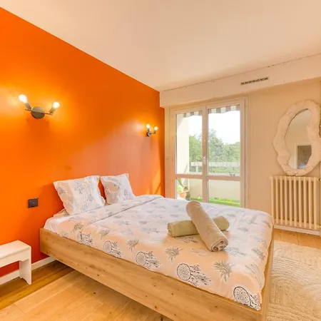 Appartement Moderne 2 Ch à évry - Balcon - Idéal Pro&famille