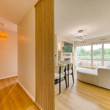 Moderne 2 Ch A - Balcon - Ideal Pro & Famille شقة Courcouronnes
