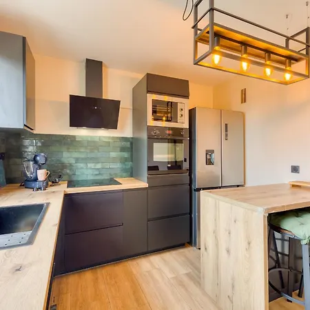 شقة Moderne 2 Ch A - Balcon - Ideal Pro & Famille Courcouronnes